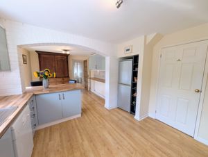 Photo 24- click for photo gallery